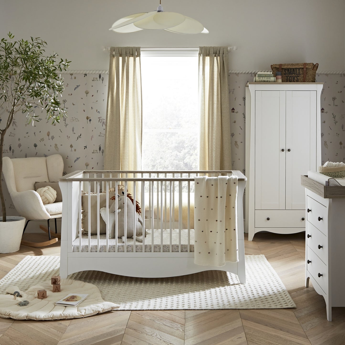 Cuddleco Clara 3pc Set- White & Ash