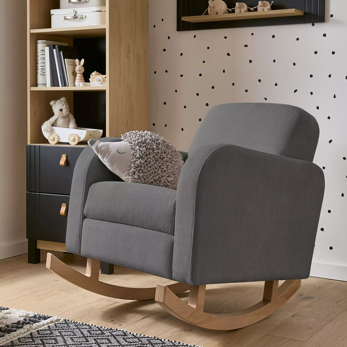 Etta Nursing Chair - Anthracite